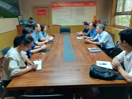 说明: E:\照片\2019年照片\暑假企业调研照片\河南轮胎4\2517f67e0e398d36e6cfadd335d349c.jpg